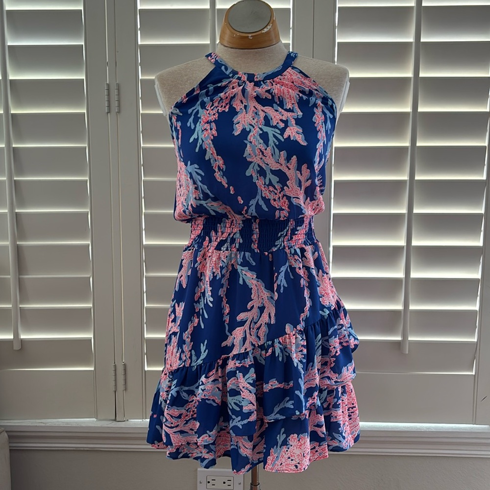 Lilly Pulitzer size 00 coral pattern summertime dress!!